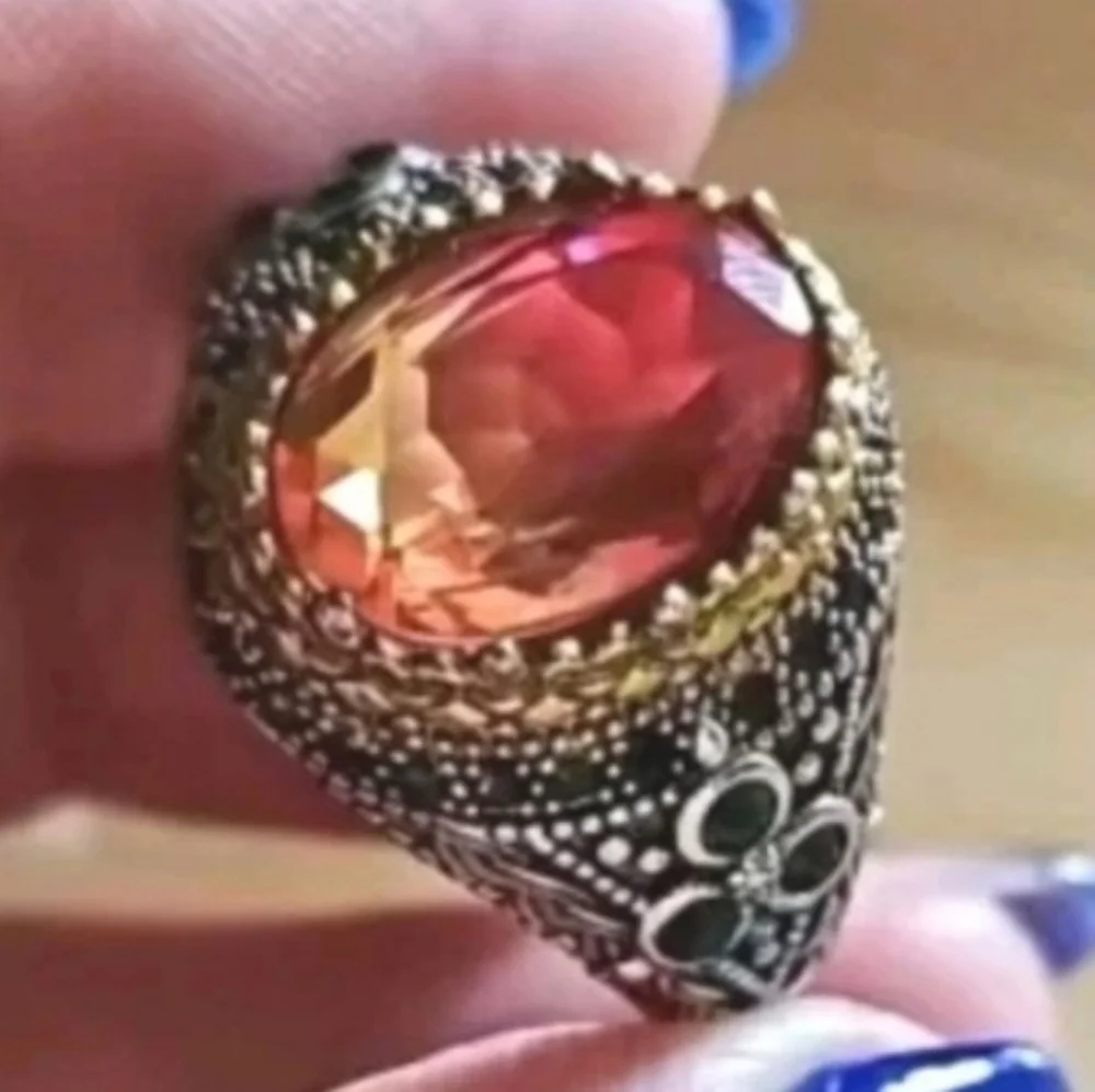Retro Domineering Mystic Topaz Gemstone Statement Unisex Ring Sz 11